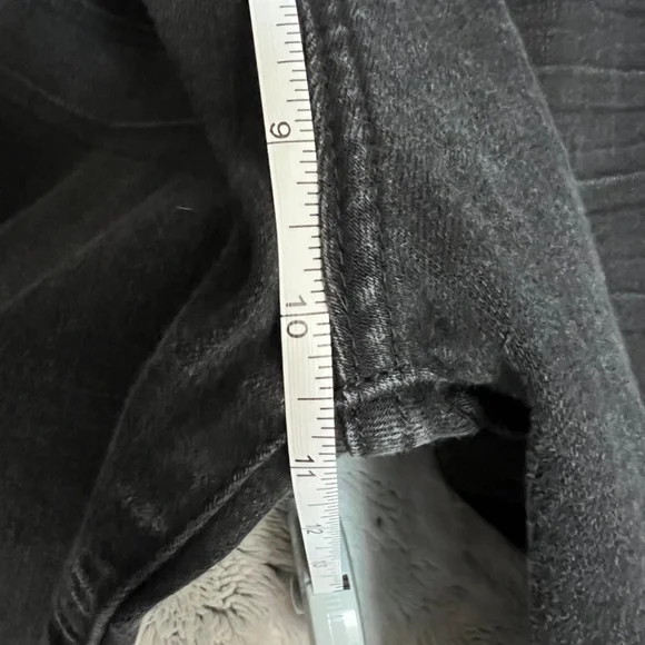 Judy Blue Size 15/32 Black Distressed High Rise Slim Fit NWT - Picture 12 of 12